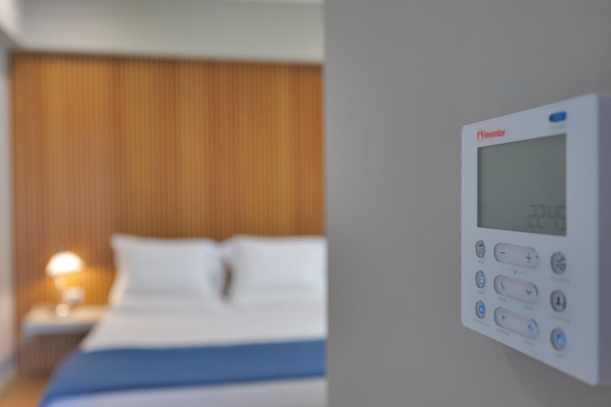 Hotel Blue Sky Sarande Bagian luar foto